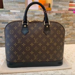 SOLD Louis Vuitton Alma Handbag❤️